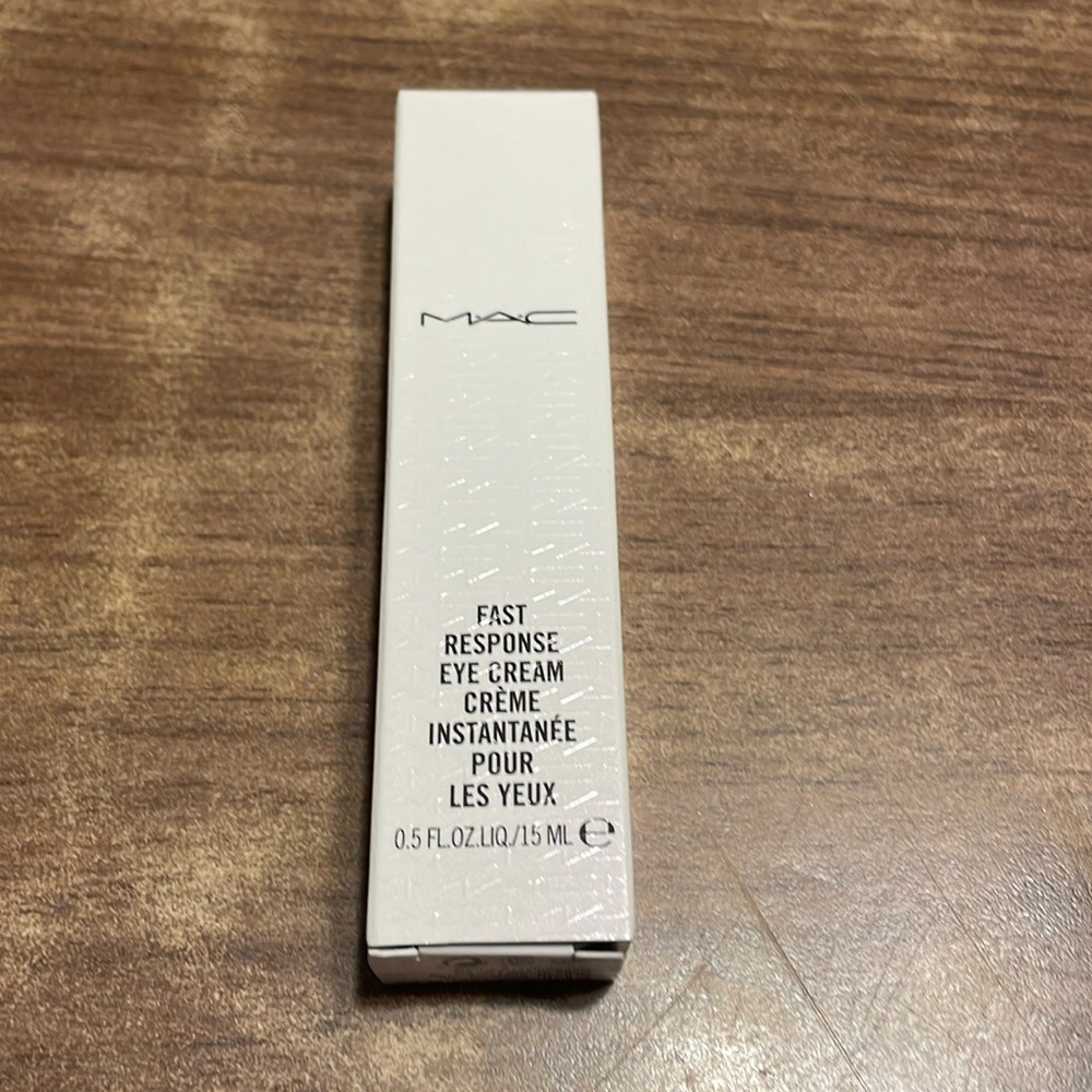 MAC Fast Response Eye Cream